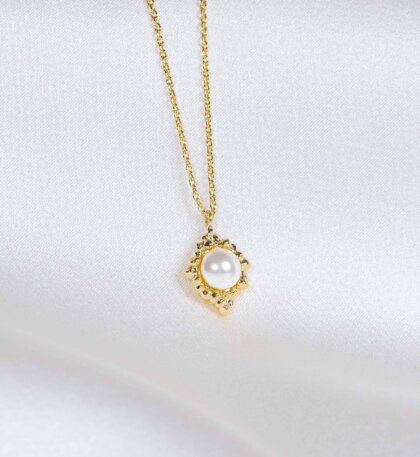 Miss Bonnie pearl necklace - Ivory