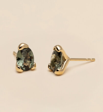 Embla stud earrings - Tourmaline